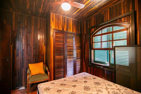 Casa para alugar com 120m², 4 quartos e 2 vagasSuite 