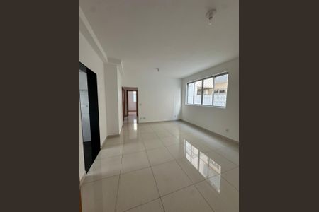Casa à venda com 3 quartos, 102m² em Dona Clara, Belo Horizonte