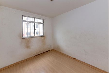 Quarto 2 de apartamento à venda com 2 quartos, 45m² em Camargos, Belo Horizonte