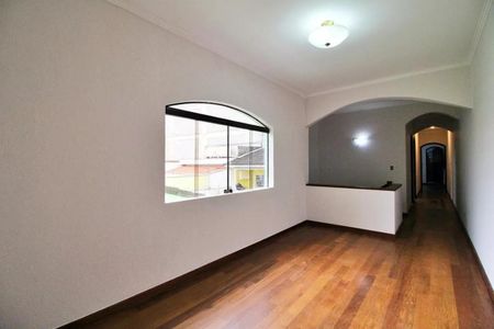 Casa à venda com 3 quartos, 207m² em Campestre, Santo André