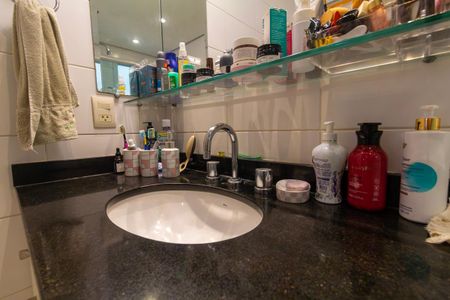 Apartamento à venda com 122m², 3 quartos e 2 vagas Apartamento à venda com 122m², 3 quartos e 2 vagasBanheiro 3