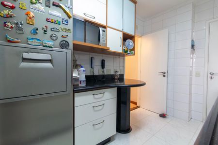 Apartamento à venda com 122m², 3 quartos e 2 vagas Apartamento à venda com 122m², 3 quartos e 2 vagasCozinha