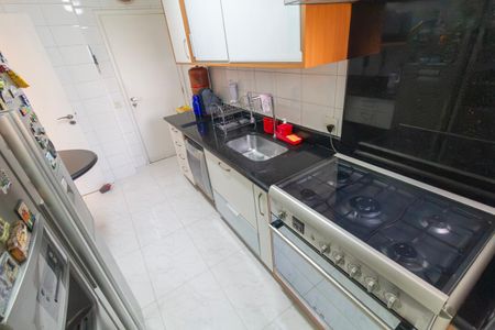 Apartamento à venda com 122m², 3 quartos e 2 vagas Apartamento à venda com 122m², 3 quartos e 2 vagasCozinha