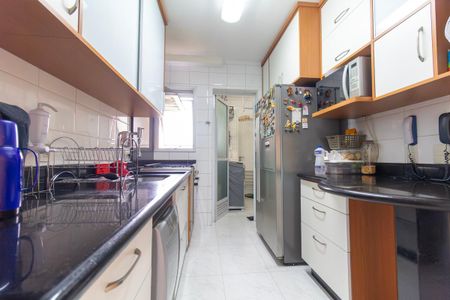 Apartamento à venda com 122m², 3 quartos e 2 vagas Apartamento à venda com 122m², 3 quartos e 2 vagasCozinha