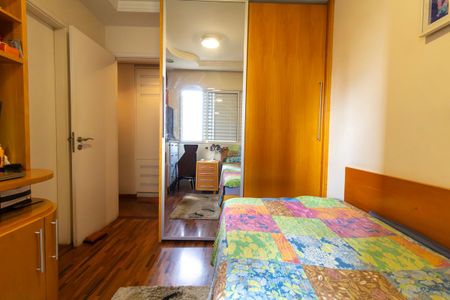 Apartamento à venda com 122m², 3 quartos e 2 vagas Apartamento à venda com 122m², 3 quartos e 2 vagasQuarto 1