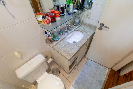 Apartamento à venda com 122m², 3 quartos e 2 vagas Apartamento à venda com 122m², 3 quartos e 2 vagasBanheiro 1