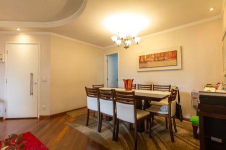 Apartamento à venda com 122m², 3 quartos e 2 vagas Apartamento à venda com 122m², 3 quartos e 2 vagasSala