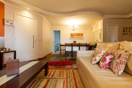 Apartamento à venda com 122m², 3 quartos e 2 vagas Apartamento à venda com 122m², 3 quartos e 2 vagasSala
