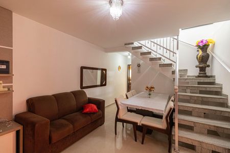 Sala  de casa à venda com 2 quartos, 125m² em Jardim Fernandes, São Paulo