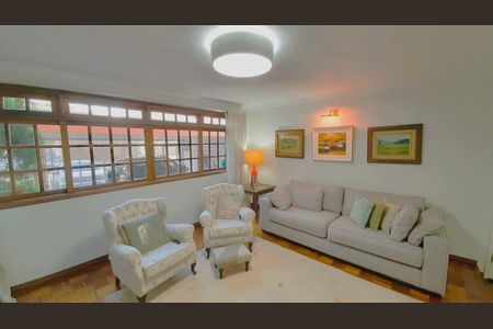 Casa à venda com 3 quartos, 170m² em Santo Amaro, São Paulo