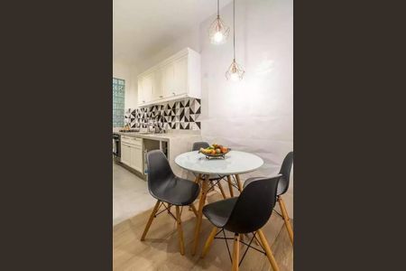 Apartamento à venda com 194m², 3 quartos e sem vaga