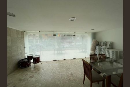Apartamento à venda com 2 quartos, 70m² em Parque São Jorge, São Paulo