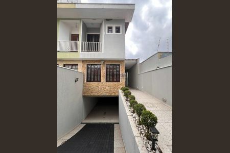 Casa à venda com 185m², 3 quartos e 3 vagas