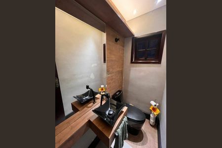 Casa à venda com 185m², 3 quartos e 3 vagas