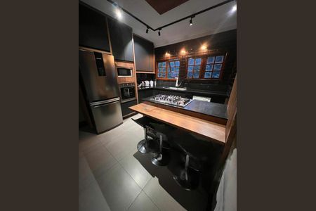 Casa à venda com 185m², 3 quartos e 3 vagas