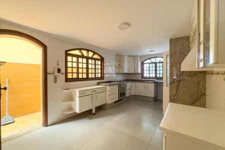 Casa para alugar com 224m², 4 quartos e 3 vagasCozinha