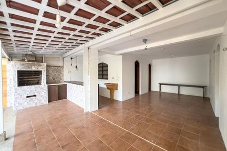 Casa para alugar com 224m², 4 quartos e 3 vagasChurrasqueira