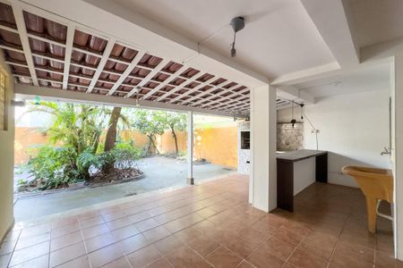 Casa para alugar com 224m², 4 quartos e 3 vagasChurrasqueira