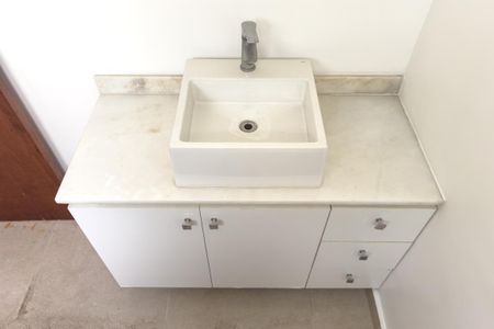 Casa para alugar com 224m², 4 quartos e 3 vagasBanheiro da Suíte