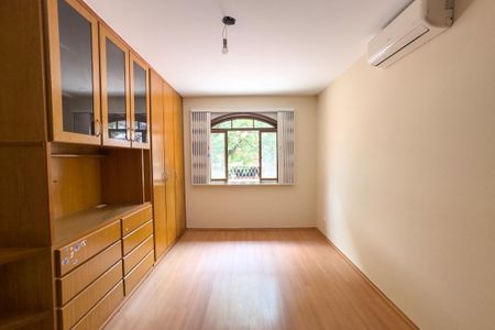Casa para alugar com 224m², 4 quartos e 3 vagasQuarto 1