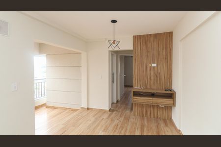 Sala de apartamento para alugar com 2 quartos, 57m² em Vila Gustavo, São Paulo