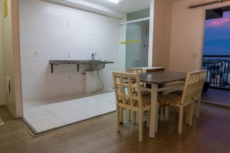 Sala de apartamento à venda com 3 quartos, 86m² em Jardim Esmeralda, São Paulo