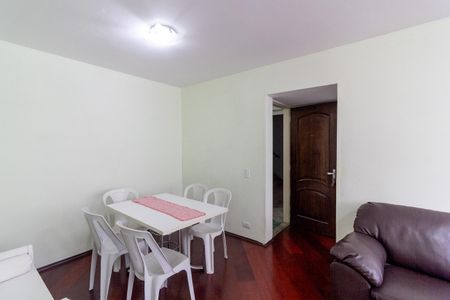 Apartamento para alugar com 90m², 3 quartos e 1 vaga Apartamento para alugar com 90m², 3 quartos e 1 vagaSala