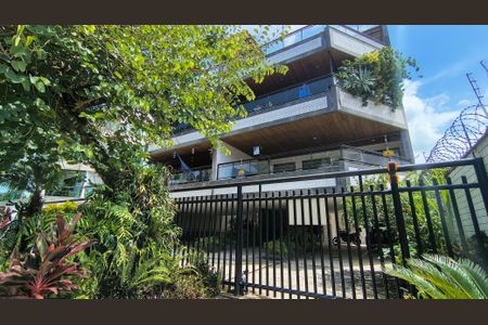 Apartamento para alugar com 110m², 2 quartos e 2 vagas Apartamento para alugar com 110m², 2 quartos e 2 vagasFachada do prédio