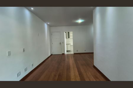 Sala de apartamento para alugar com 2 quartos, 110m² em Recreio dos Bandeirantes, Rio de Janeiro