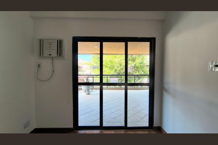 Apartamento para alugar com 110m², 2 quartos e 2 vagas Apartamento para alugar com 110m², 2 quartos e 2 vagasQuarto