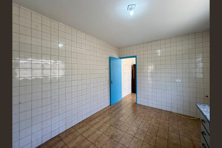 Casa para alugar com 250m², 3 quartos e 2 vagas Casa para alugar com 250m², 3 quartos e 2 vagasCozinha