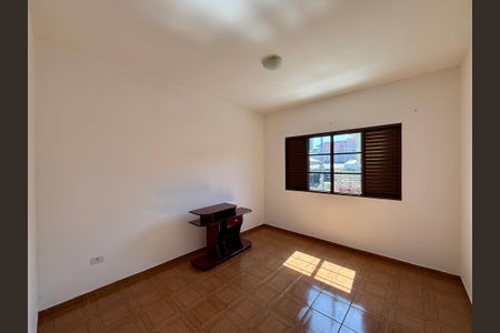Casa para alugar com 250m², 3 quartos e 2 vagas Casa para alugar com 250m², 3 quartos e 2 vagasSuíte