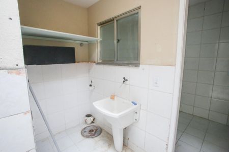 Casa para alugar com 80m², 2 quartos e sem vagaÁrea de Serviço