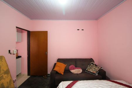 Quarto de casa para alugar com 2 quartos, 60m² em Vila Santa Clara, São Paulo