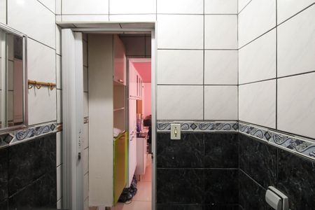 Casa para alugar com 60m², 2 quartos e sem vagaBanheiro