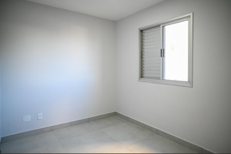 Apartamento à venda com 48m², 2 quartos e 1 vagaQuarto 2