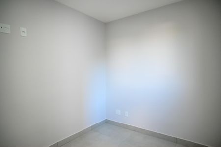 Apartamento à venda com 48m², 2 quartos e 1 vagaQuarto 2