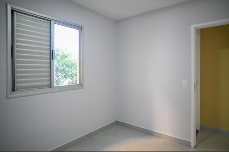 Apartamento à venda com 48m², 2 quartos e 1 vagaQuarto 2