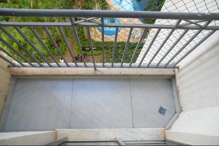 Varanda de apartamento à venda com 2 quartos, 48m² em Vila Liviero, São Paulo