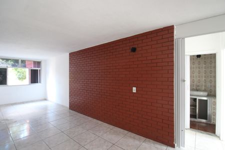 Sala de apartamento para alugar com 3 quartos, 68m² em Tanque, Rio de Janeiro