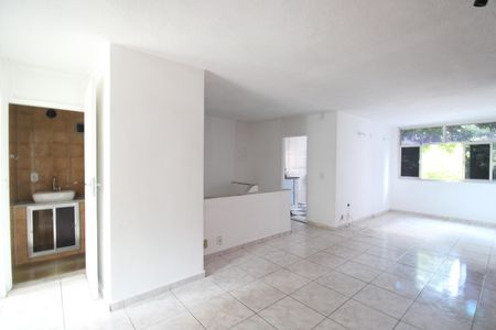 Sala de apartamento para alugar com 3 quartos, 68m² em Tanque, Rio de Janeiro