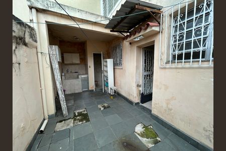 Casa para alugar com 50m², 2 quartos e sem vagaÁrea de Serviço