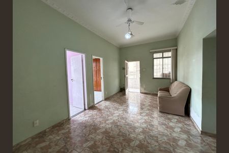 Sala de casa para alugar com 2 quartos, 50m² em Piedade, Rio de Janeiro