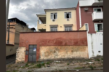 Casa para alugar com 50m², 2 quartos e sem vagaFachada + plaquinha
