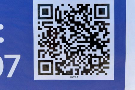 Apartamento para alugar com 30m², 1 quarto e 1 vagaPlaca 02/03 WLVY-4