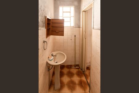 Casa para alugar com 60m², 1 quarto e sem vagaBanheiro