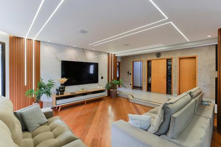 Apartamento à venda com 250m², 4 quartos e 5 vagas Apartamento à venda com 250m², 4 quartos e 5 vagasSala de estar