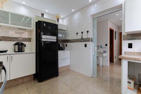 Apartamento à venda com 250m², 4 quartos e 5 vagas Apartamento à venda com 250m², 4 quartos e 5 vagasCozinha
