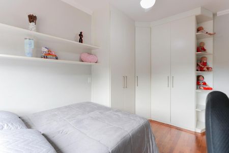 Apartamento à venda com 250m², 4 quartos e 5 vagas Apartamento à venda com 250m², 4 quartos e 5 vagasSuíte 3