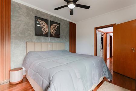 Apartamento à venda com 250m², 4 quartos e 5 vagas Apartamento à venda com 250m², 4 quartos e 5 vagasSuíte 1